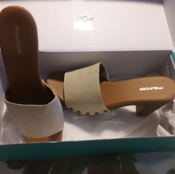 Maurices taupe wood heel open toe shoes - Picture 7 of 7